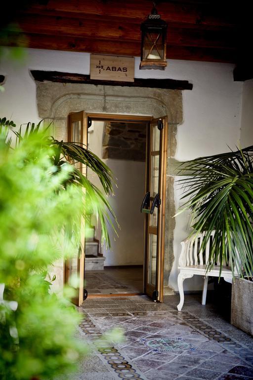 Abas Ristorante Pizzeria Affittacamere Ales Buitenkant foto
